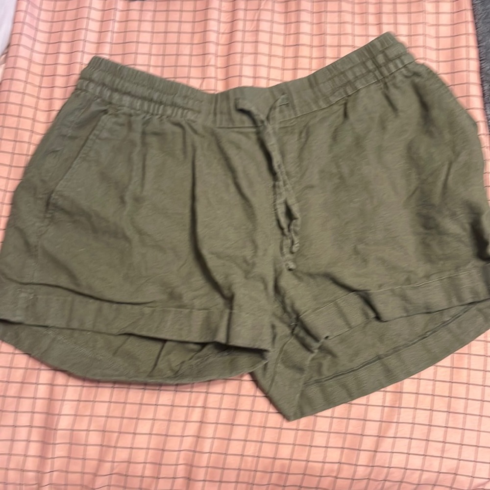 Green linen shorts